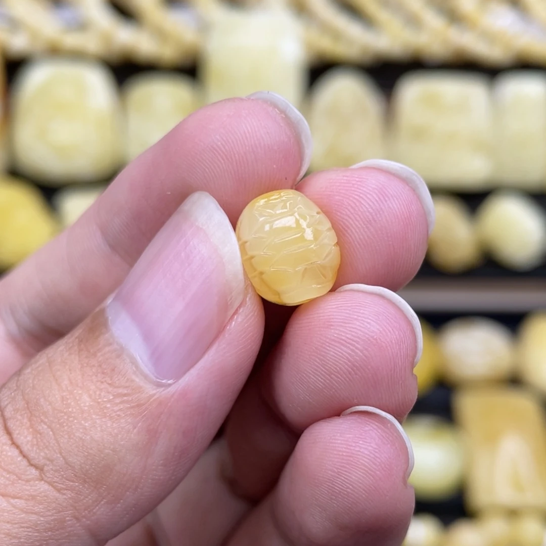 裸石琥珀未镶嵌琥珀蜜蜡