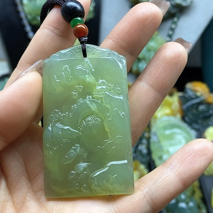 蛇纹石玉未镶嵌挂件