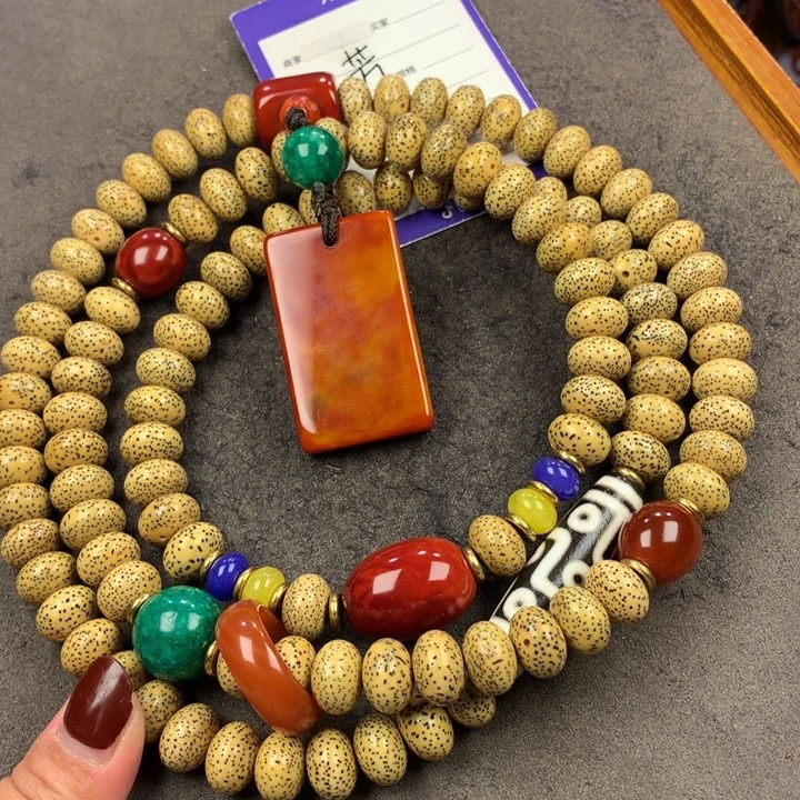 星月菩提吊坠吴**?脖挂