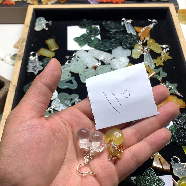 蛇纹石玉合金耳钉财****宝