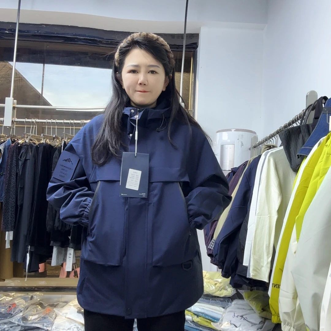 8820冲锋衣外套藏蓝色