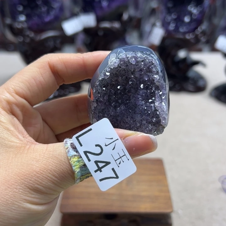 水晶未镶嵌大型摆件（非配饰）摆件