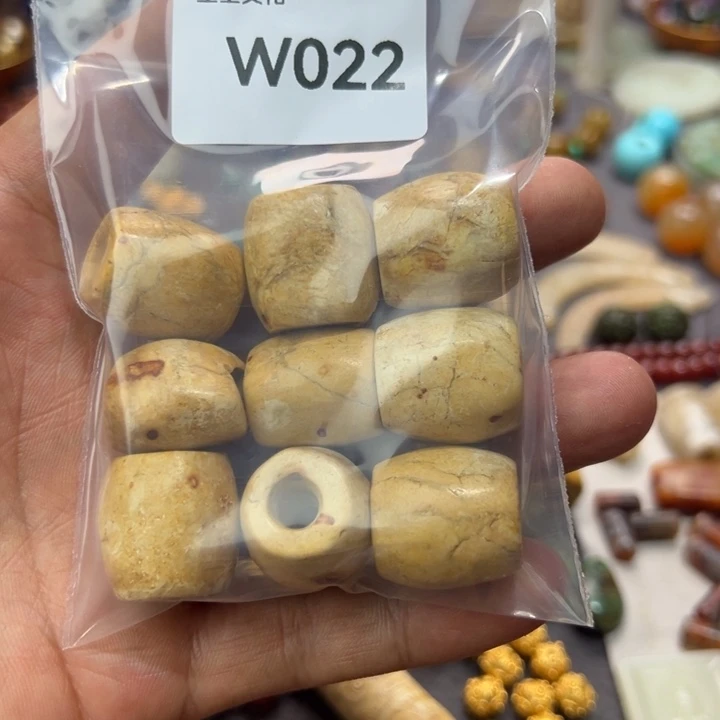 摆件福**也摆件……………………