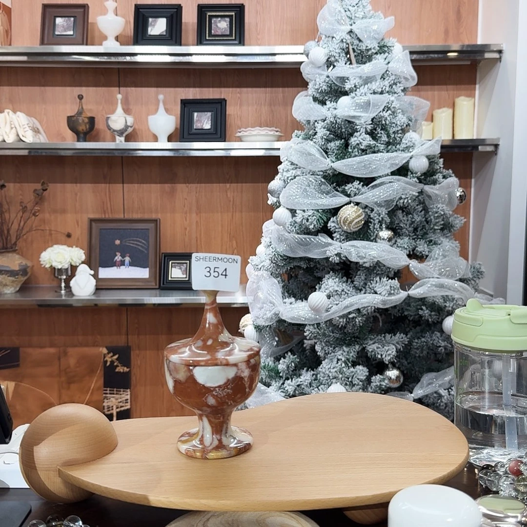 大理石354宝格丽红迷你马戏团