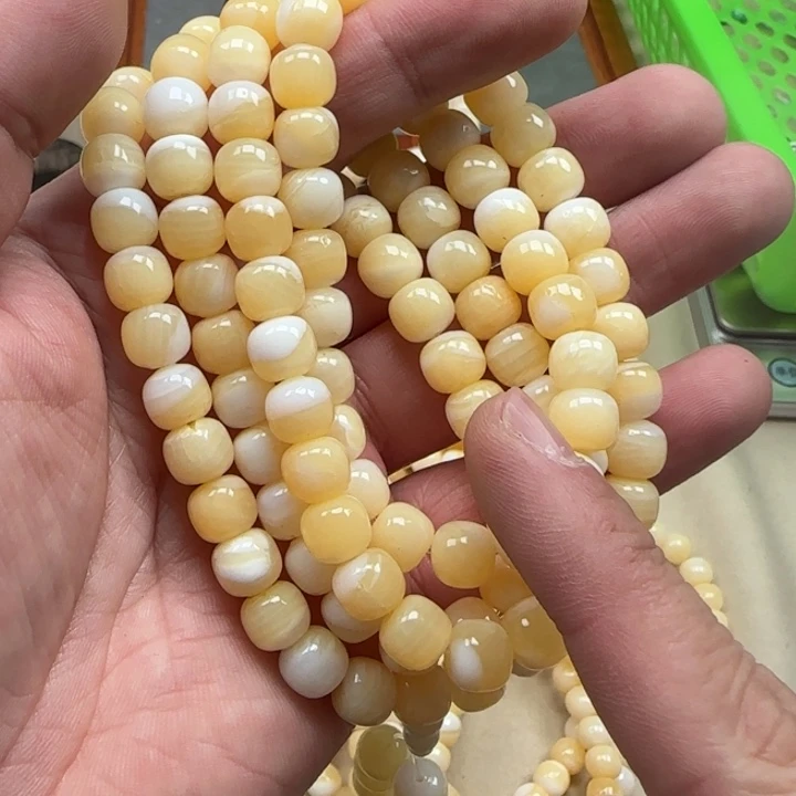 白玉菩提吊坠黄色391