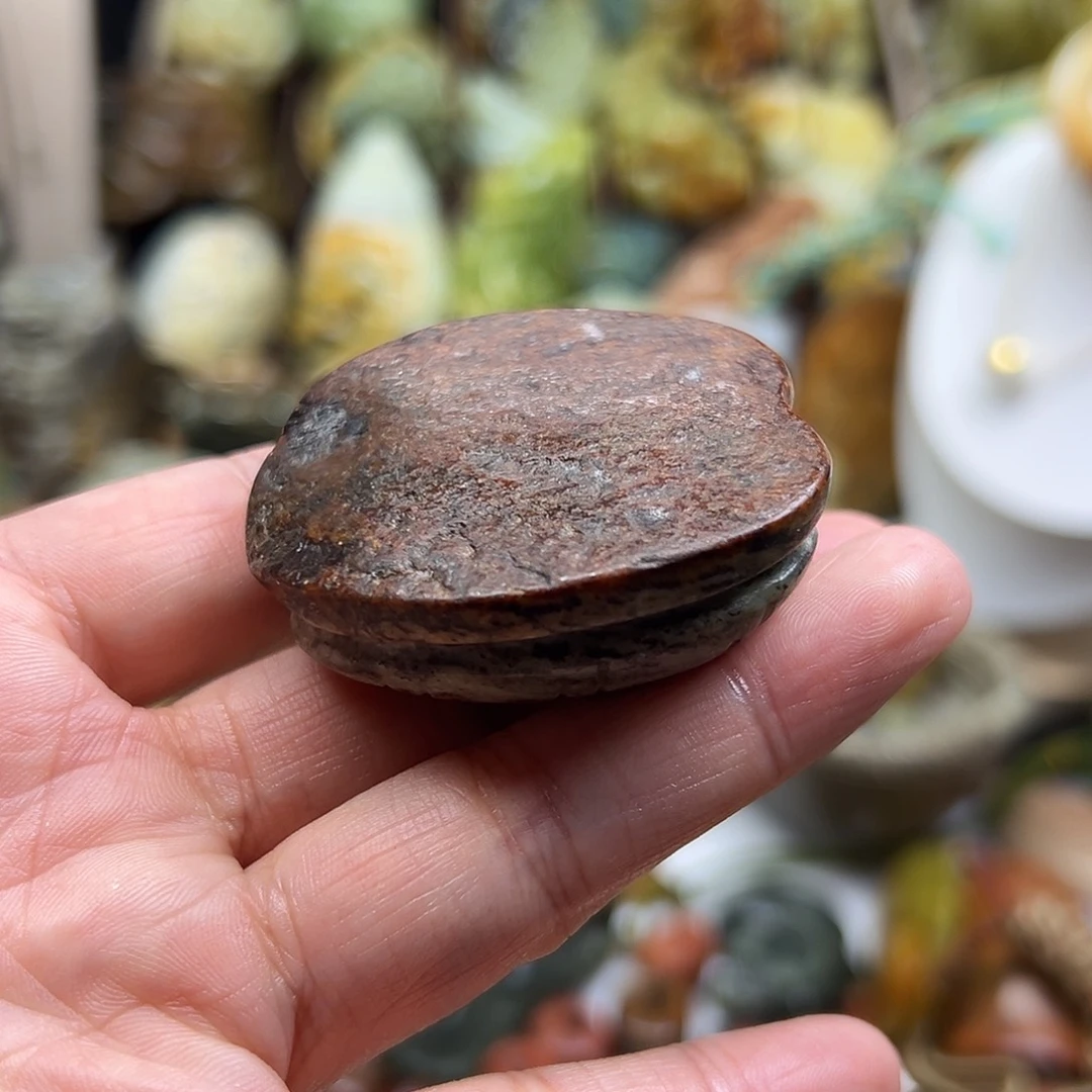 颈饰未镶嵌岫岩河磨玉（透闪石质玉）河磨玉手玩富甲
