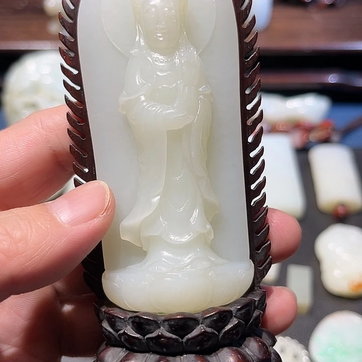 古***珍和田玉未镶嵌挂件