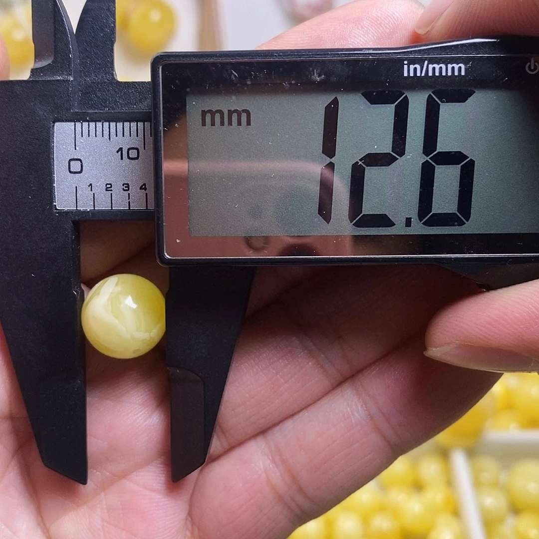 裸石琥珀未镶嵌蜜蜡圆珠