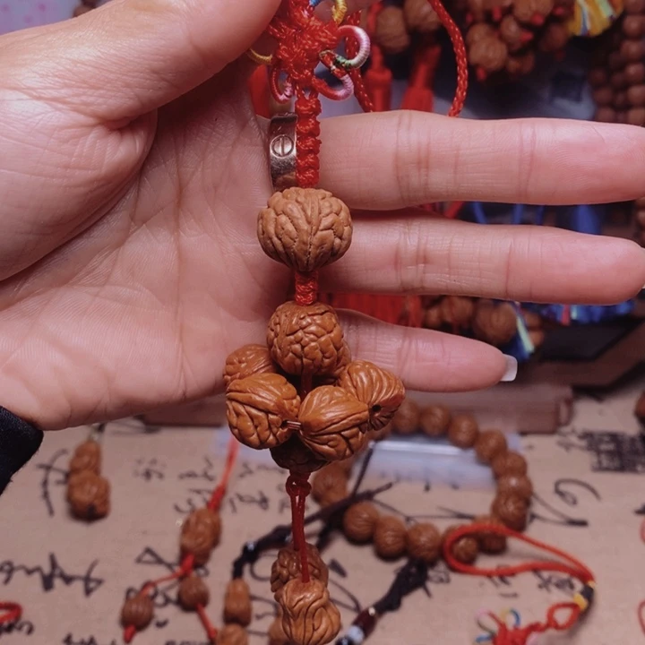 桃核吊坠龙纹桃枭