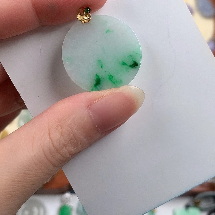 翡翠18K金镶嵌颈饰8753357788