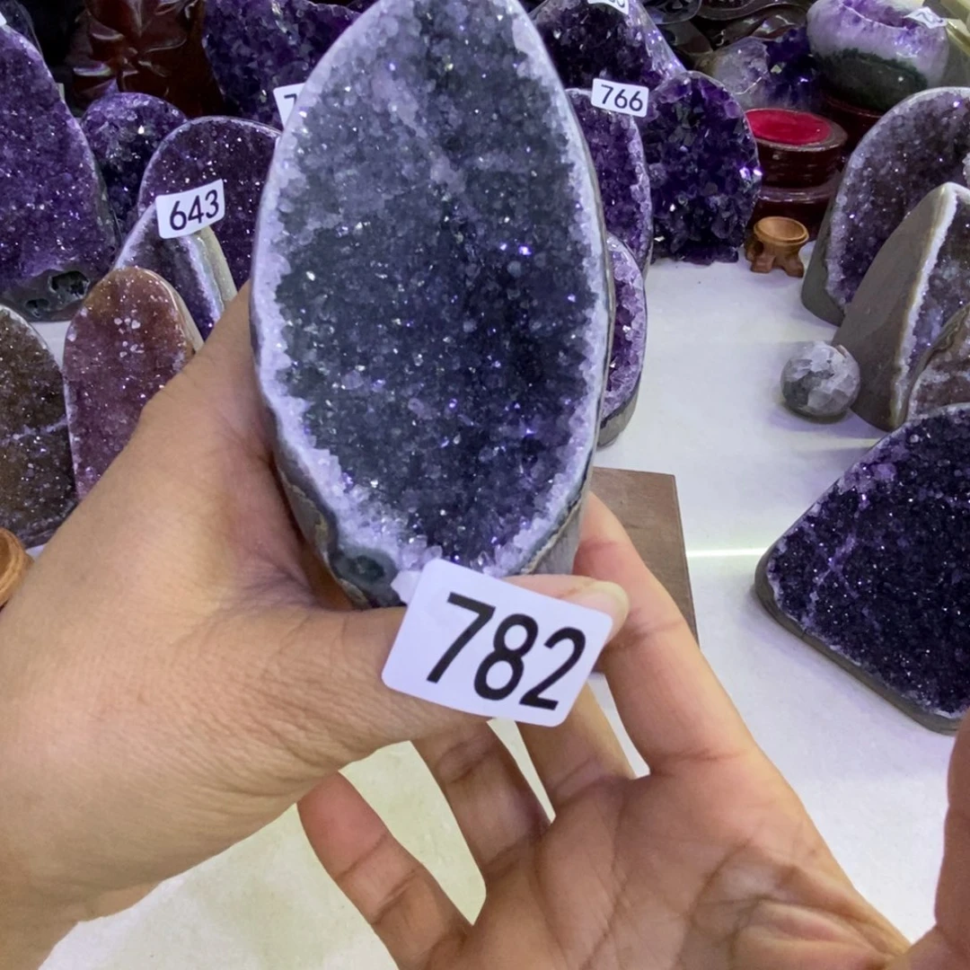 水晶未镶嵌大型摆件（非配饰）