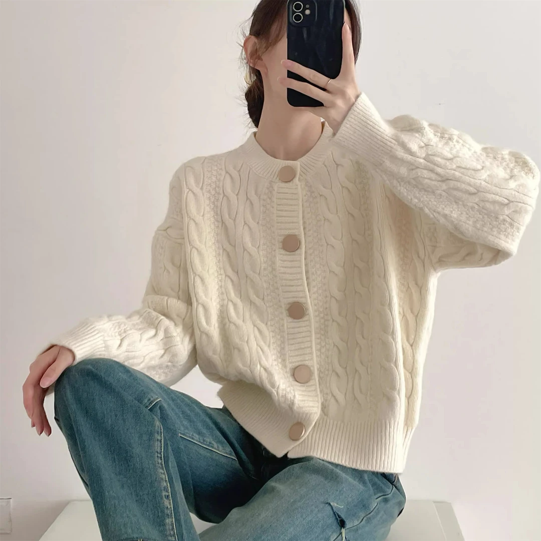 软糯复古圆领麻花针织开衫毛衣外套女秋季大码微胖MM显瘦宽松上衣