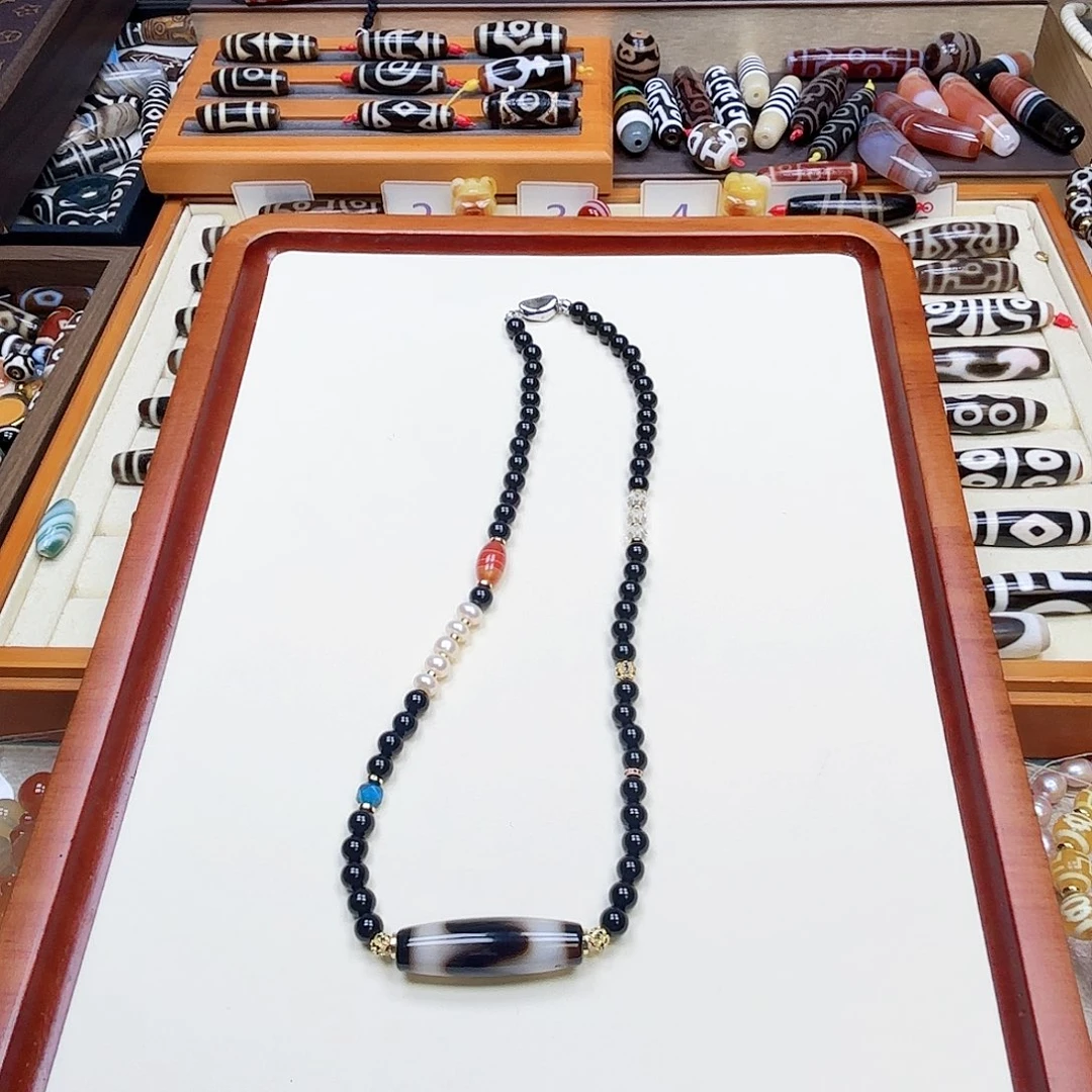 玛瑙/玉髓颈饰合金