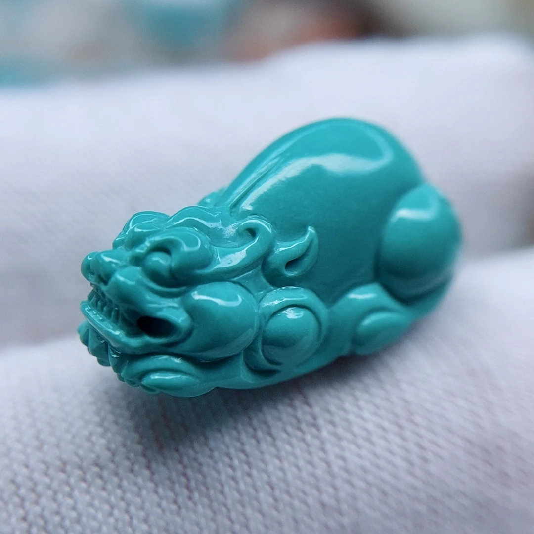 绿松石雕刻件未镶嵌