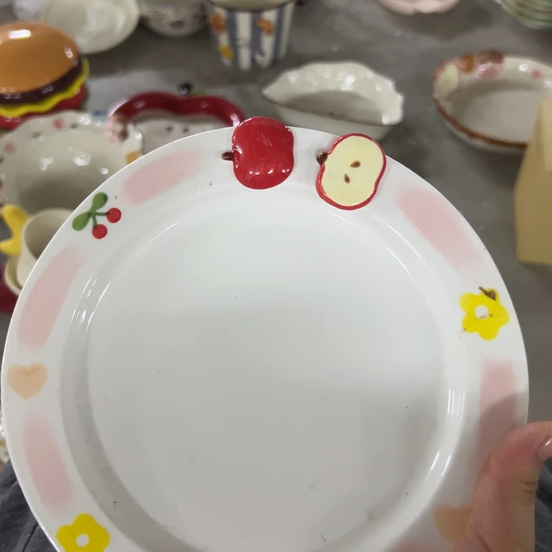 瓷微瑕苹果盘粉色