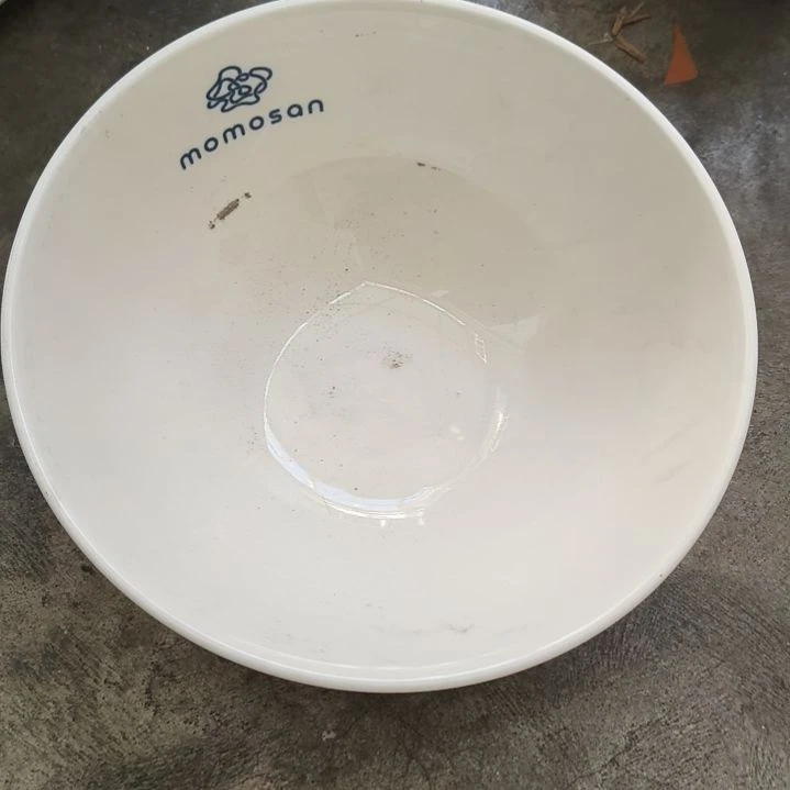 雨***石直径 20.5厘米的大碗