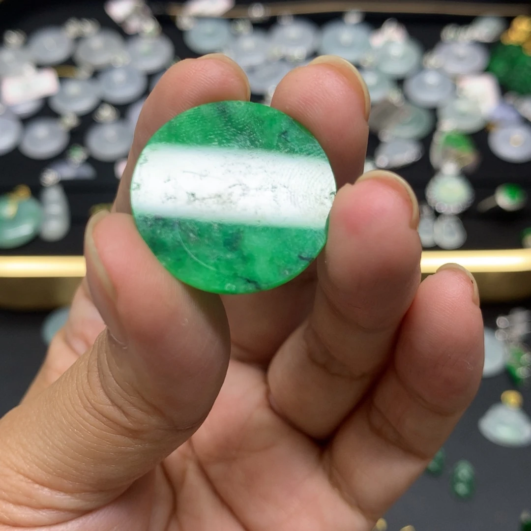 吊坠(不含链)未镶嵌翡翠有纹裂