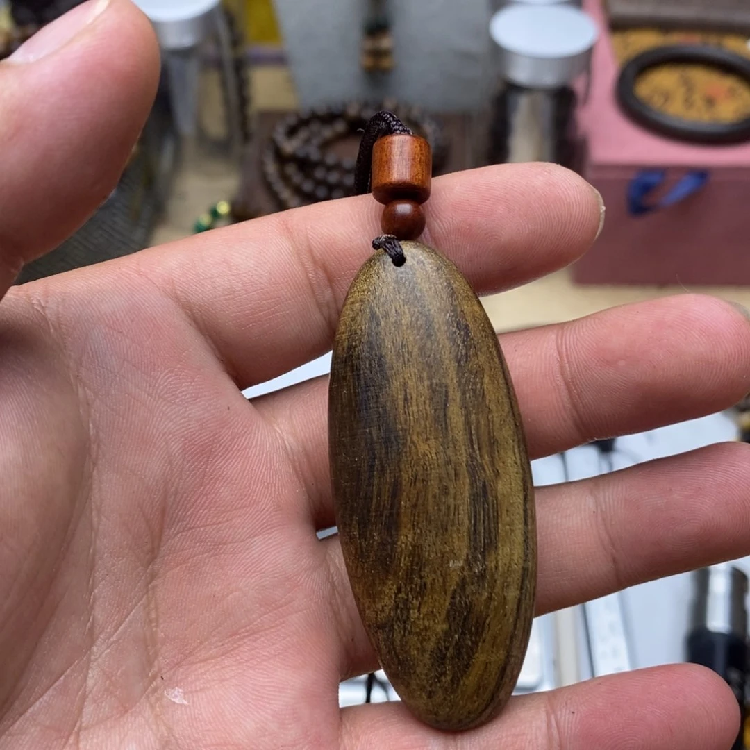 大叶紫檀（黑酸枝木类）