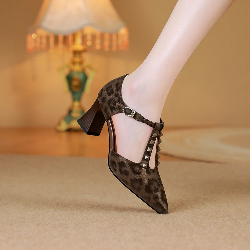 头层牛皮女鞋/5.5公分/尖头高跟真皮时尚百搭夏季铆钉鞋子9212