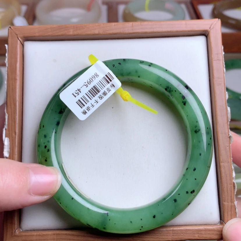 【闪购商品】和田玉手镯未镶嵌56.5