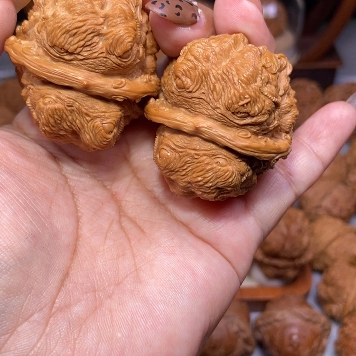 家***儿吊坠文玩核桃蛤蟆头雕刻的金蟾