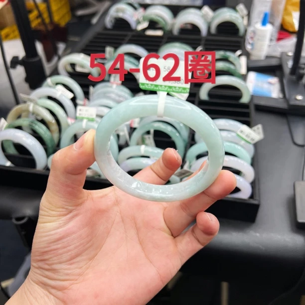 【小唐精选】半山水翡翠手镯多样性发货