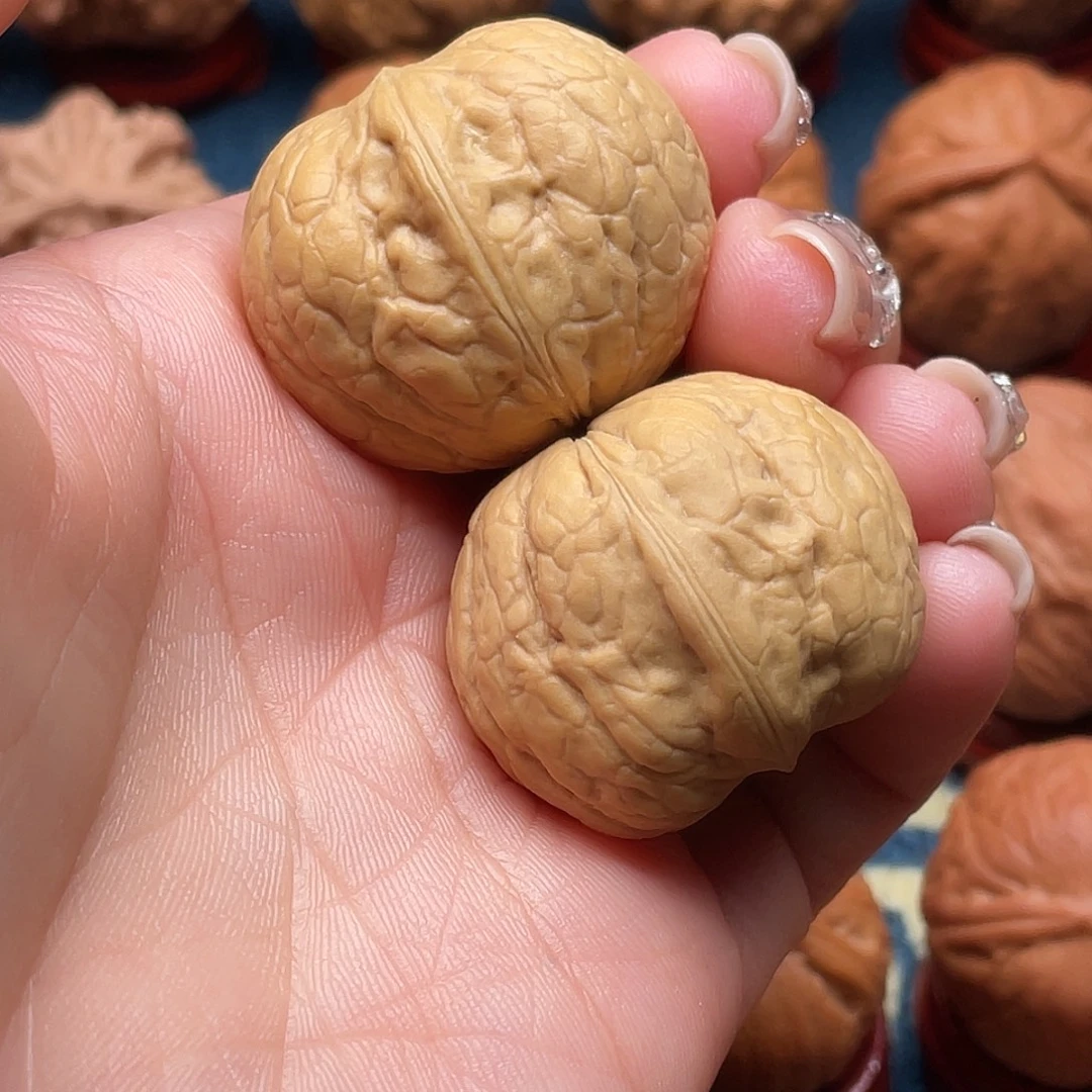 文玩核桃把件精品元宝