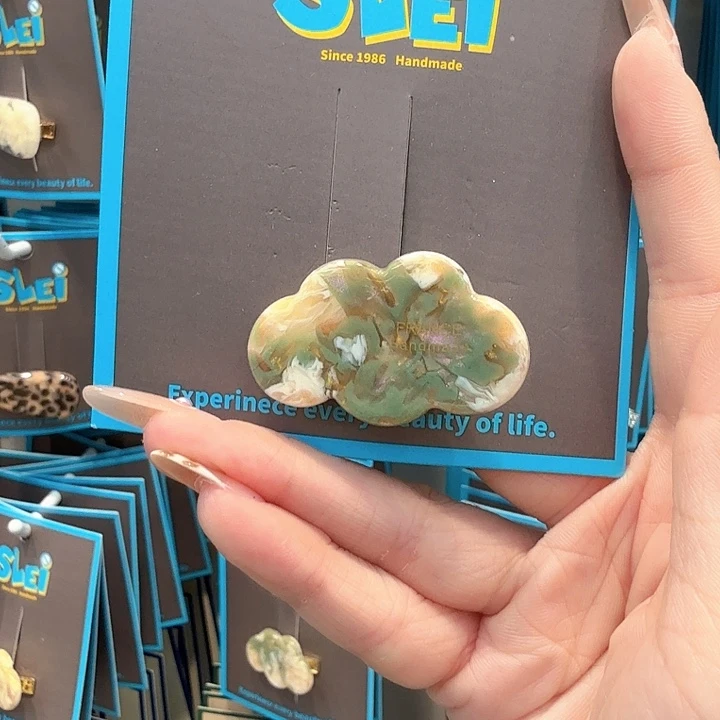 绿色云朵鸭嘴夹款式