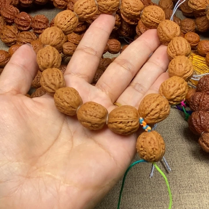 文玩核桃吊坠哥***秋白茬八棱