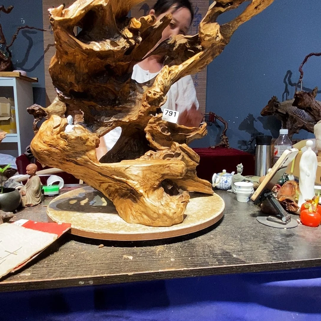 小***候791。株木随行根艺