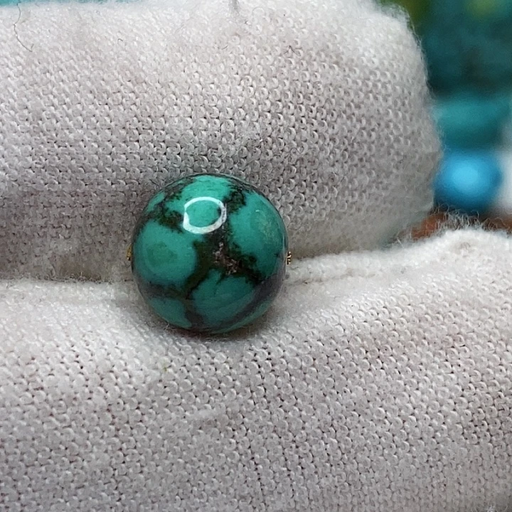 未镶嵌绿松石天然原矿 带武汉地大证书