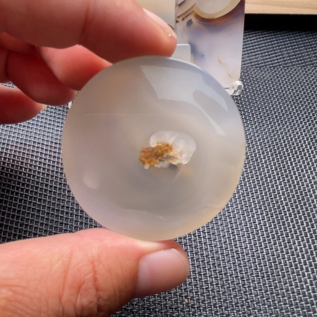 未镶嵌颈饰玛瑙/玉髓