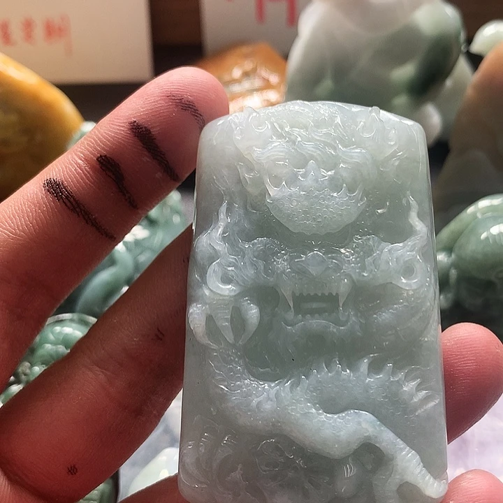 风***羽翡翠未镶嵌颈饰保真天然a货翡翠