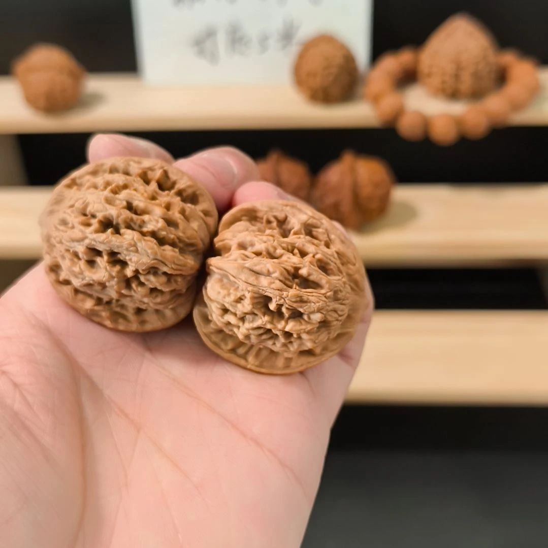 文玩核桃吊坠40麦虎