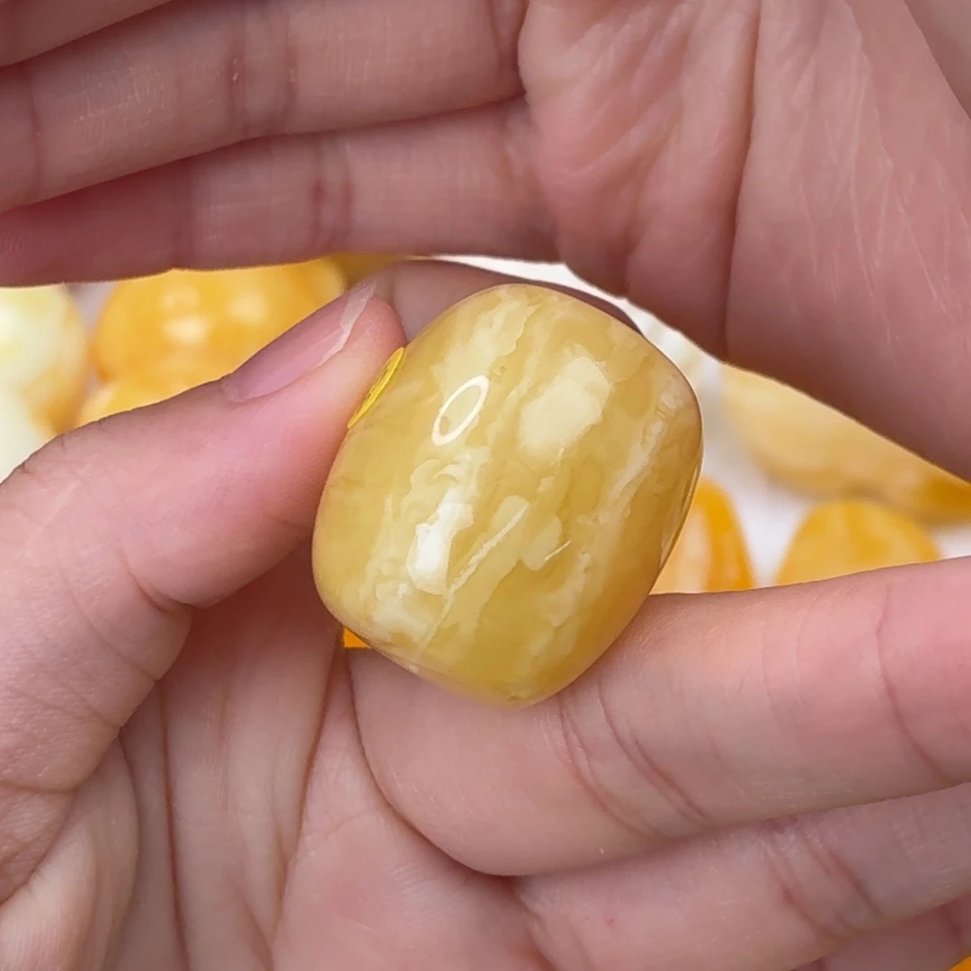 ****菜未镶嵌蜜蜡珠宝奇石桶珠