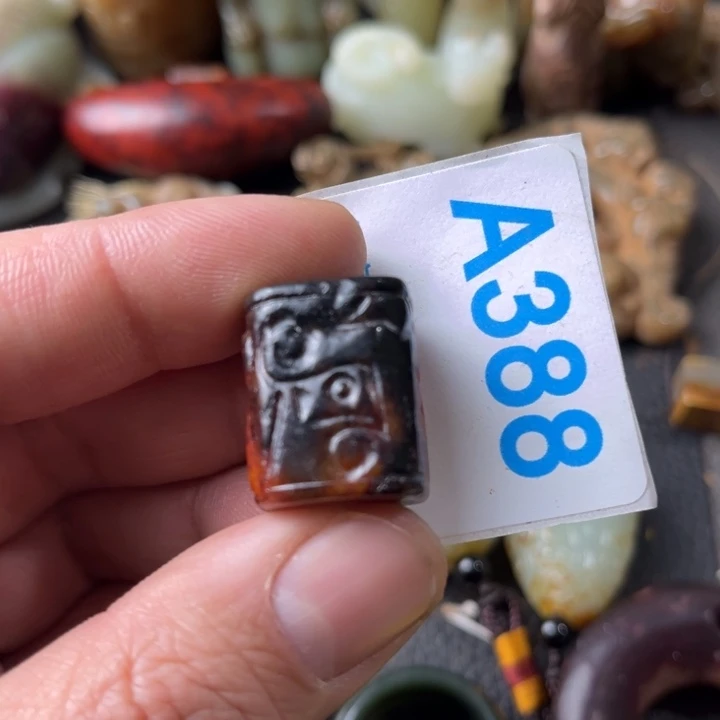 和田玉颈饰未镶嵌来***天