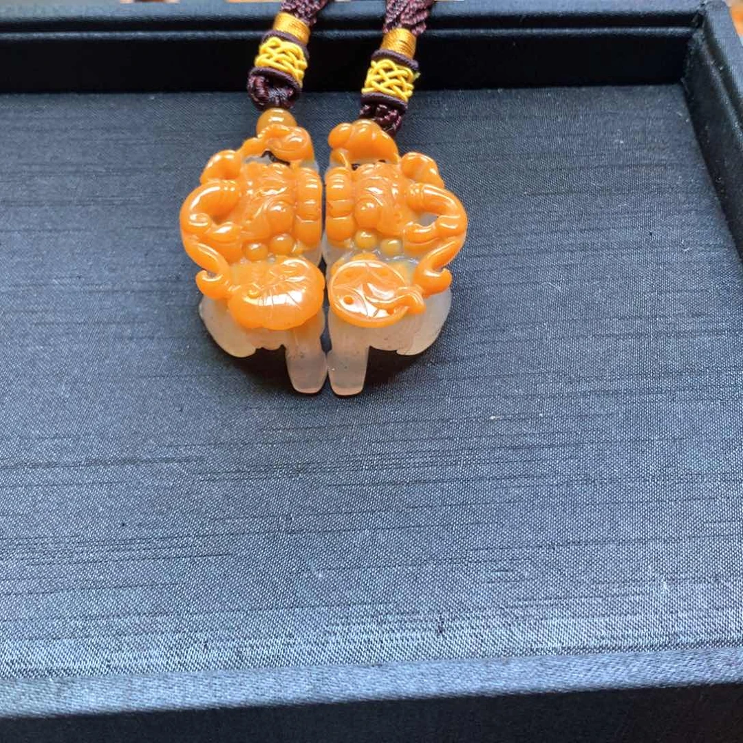 石英质玉（黄龙玉）未镶嵌挂件
