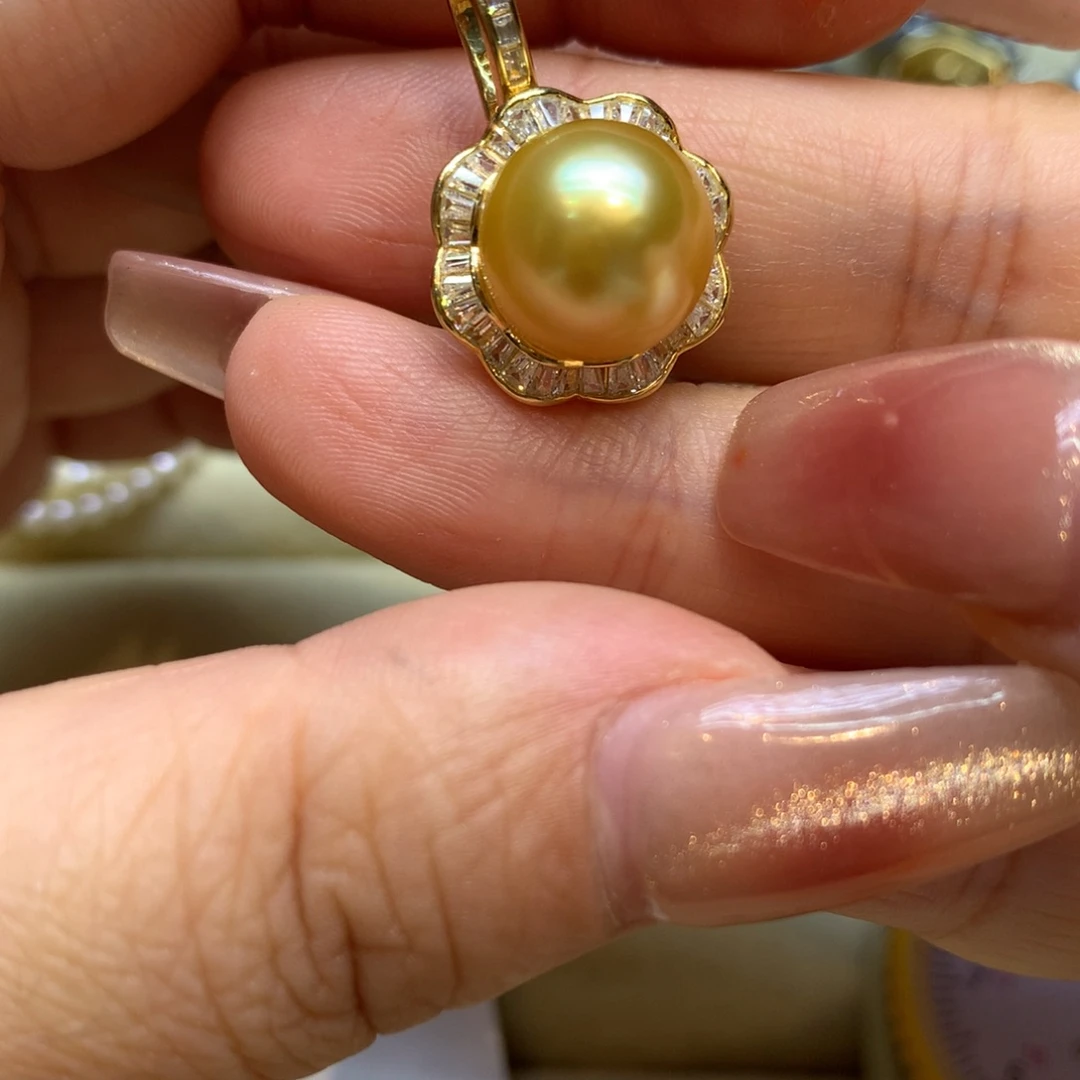 颈饰银S925镶嵌海水珍珠