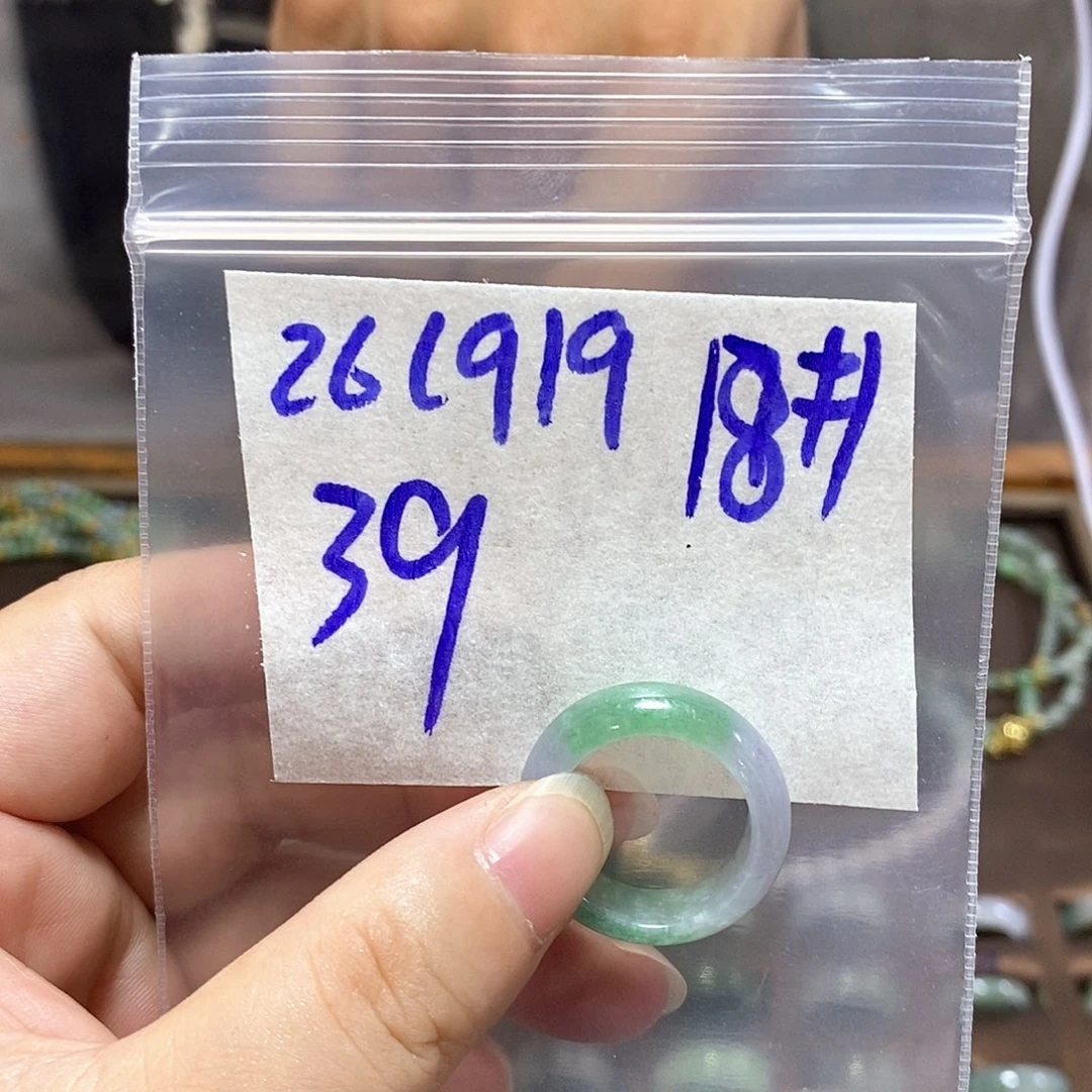 未镶嵌定制翡翠糊*?