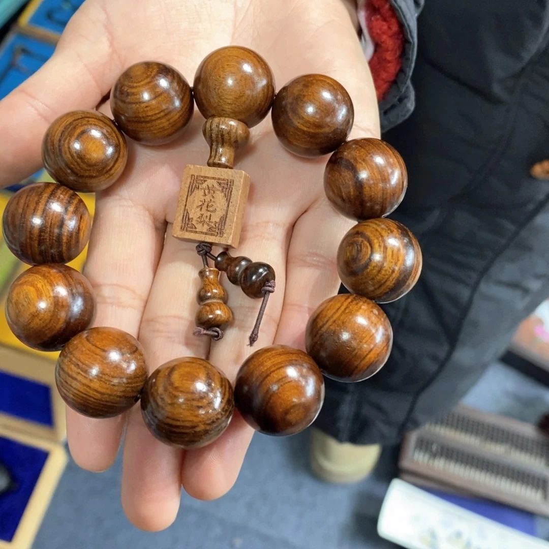 大叶紫檀（黑酸枝木类）