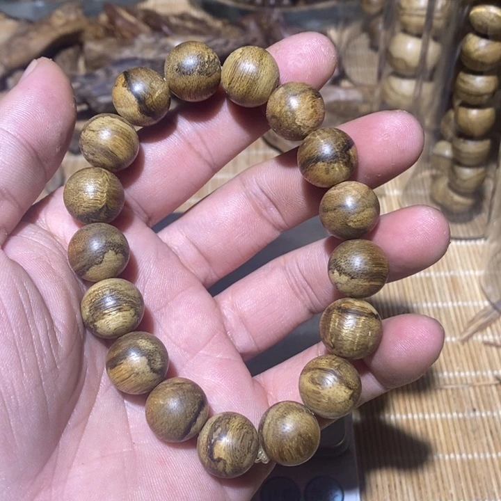 沉香沉香碎屑恵安