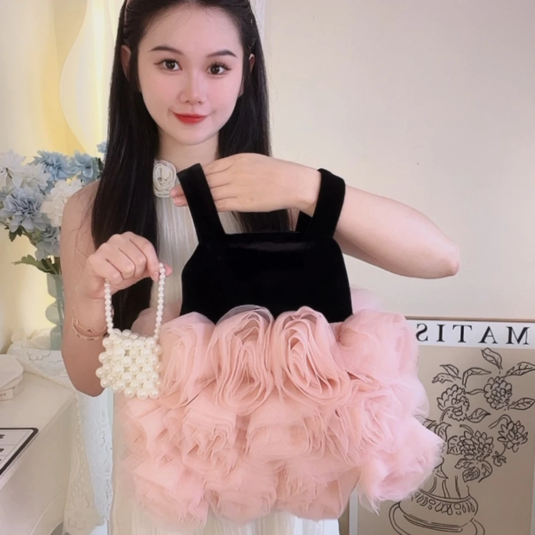 高端女童粉色花朵小礼服女宝吊带小礼裙生日洋气