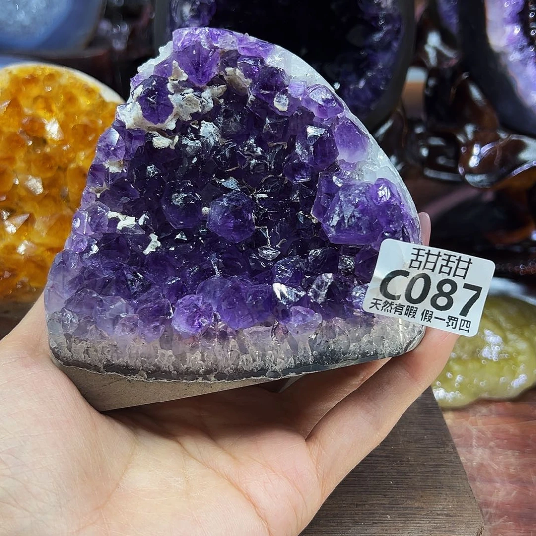 水晶大型摆件未镶嵌