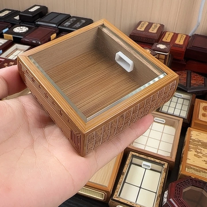 百福浮雕7公分金钟盒
