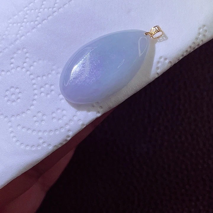 颈饰18K金镶嵌翡翠翡翠