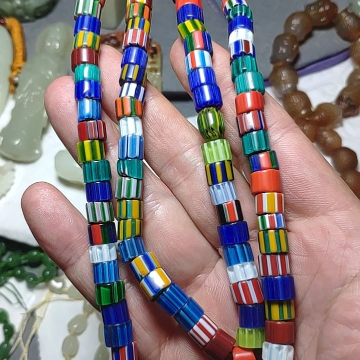 透闪石质玉颈饰未镶嵌多**后