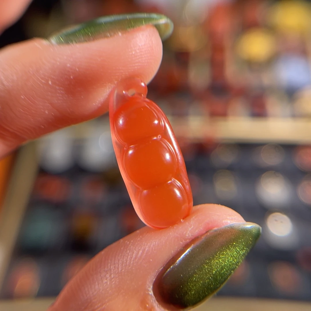 南红玛瑙大黑洞 福豆未镶嵌