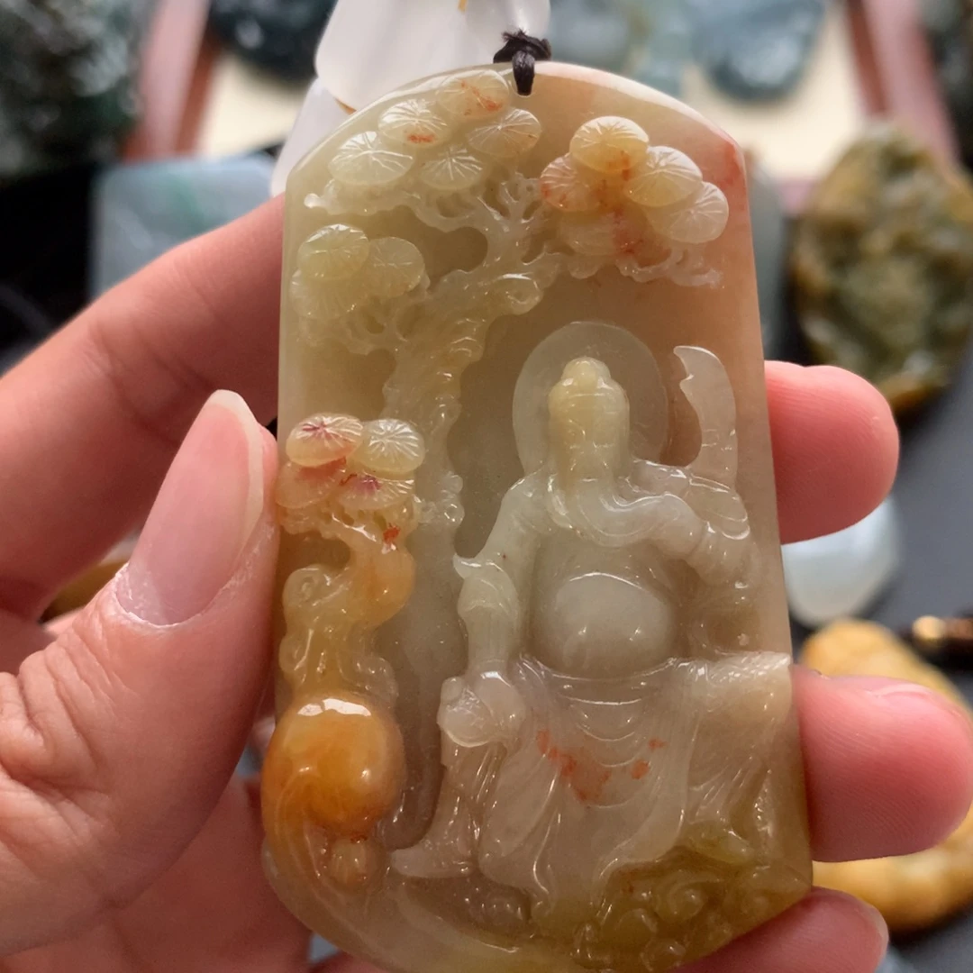 颈饰未镶嵌翡翠关公