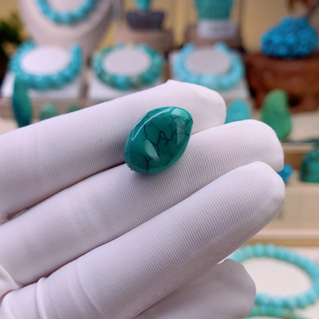 绿松石未镶嵌挂件