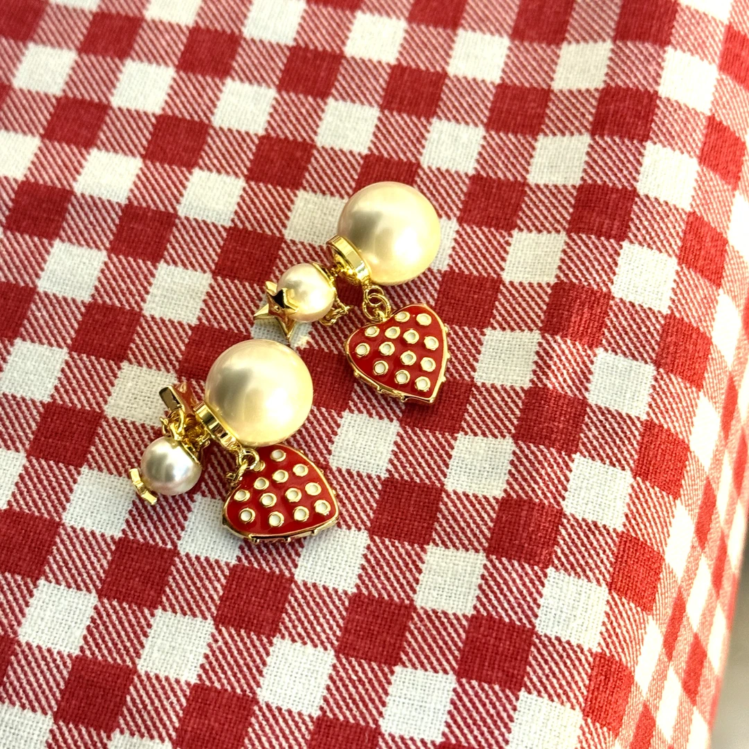 铜合金仿珍珠耳饰 HRY0-铜合金爱心珍珠轻奢个性耳钉HRY0-1399